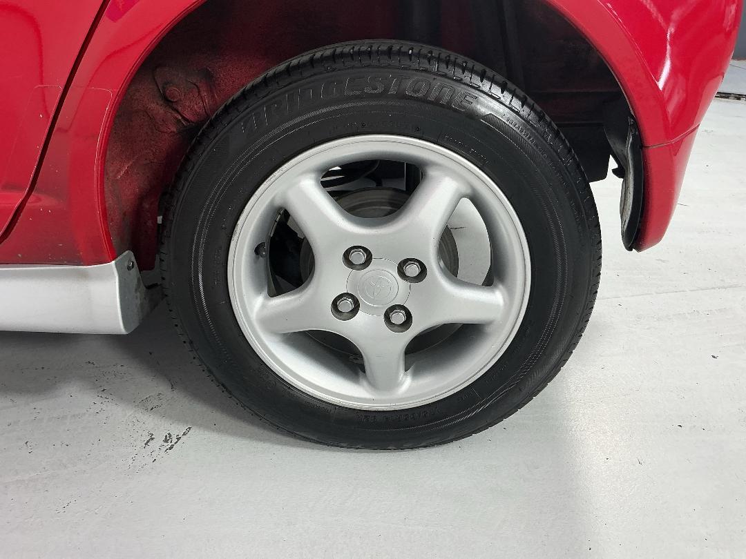 Photo '11' of Toyota Echo