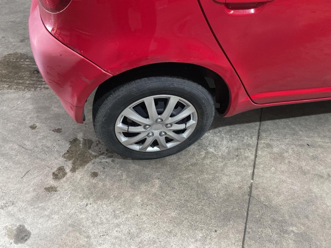 Photo '8' of Toyota Echo