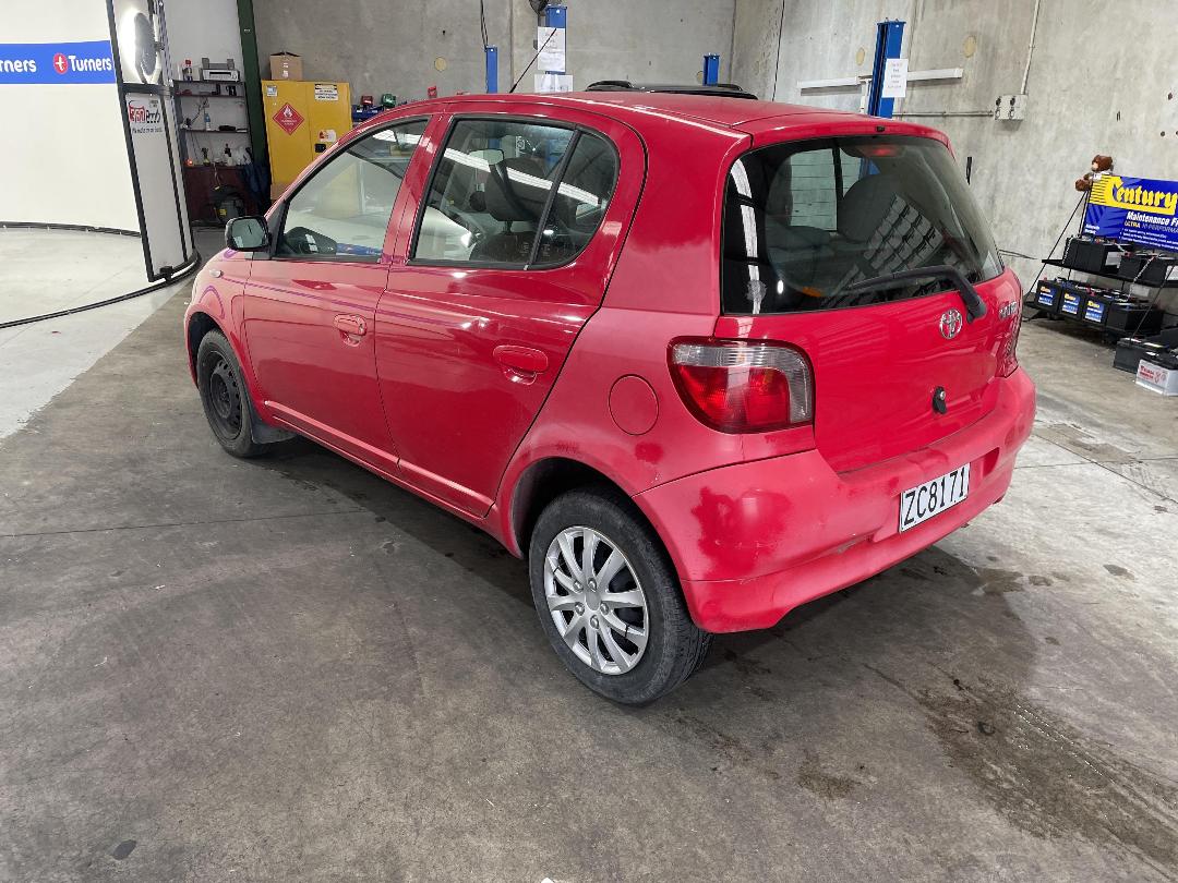 Photo '10' of Toyota Echo