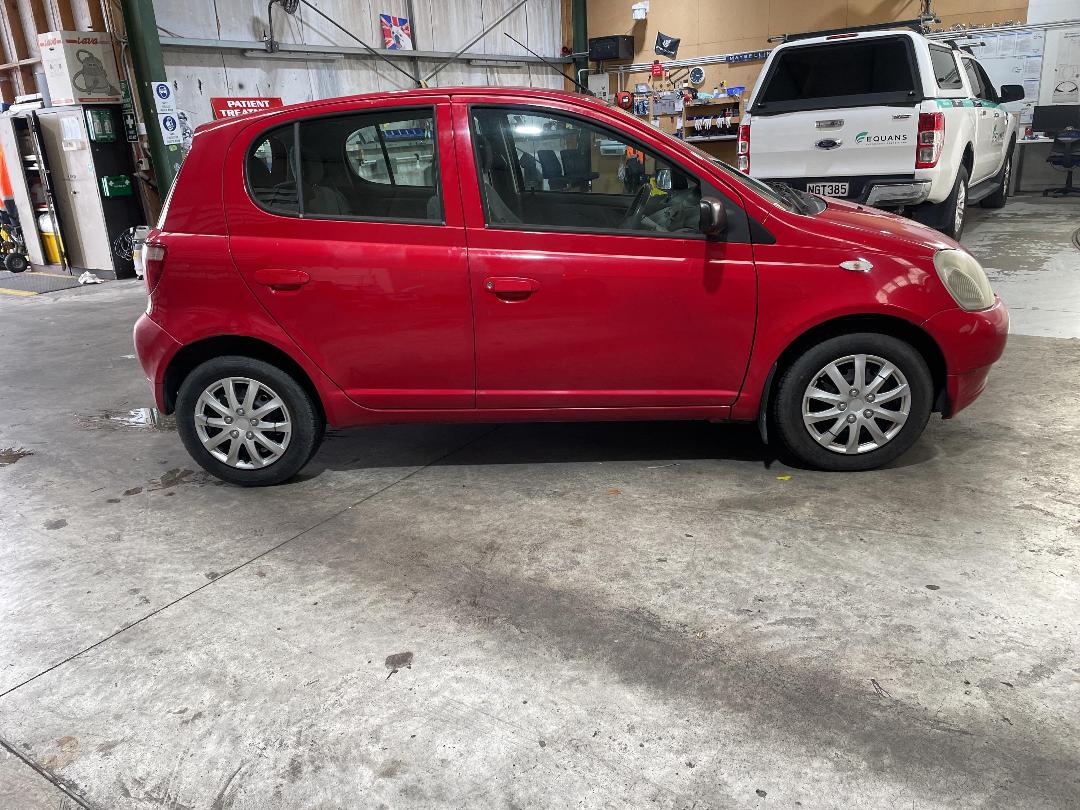 Photo '19' of Toyota Echo