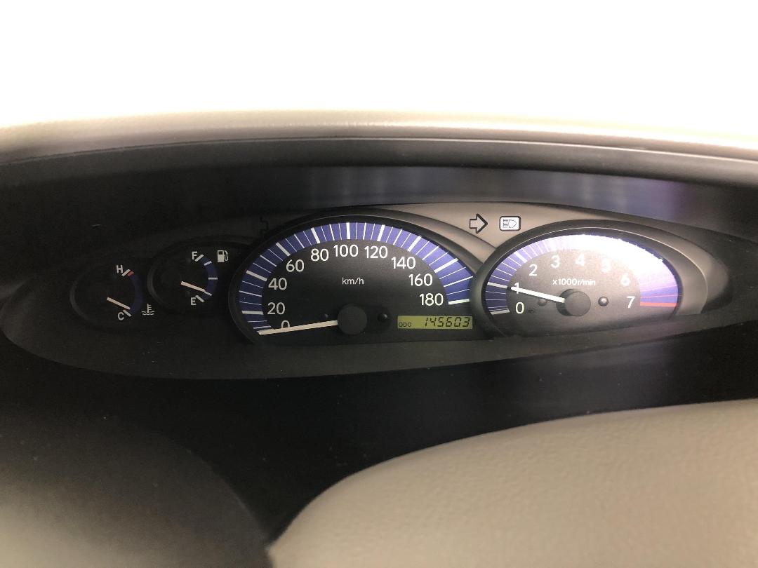 Photo '16' of Toyota Estima