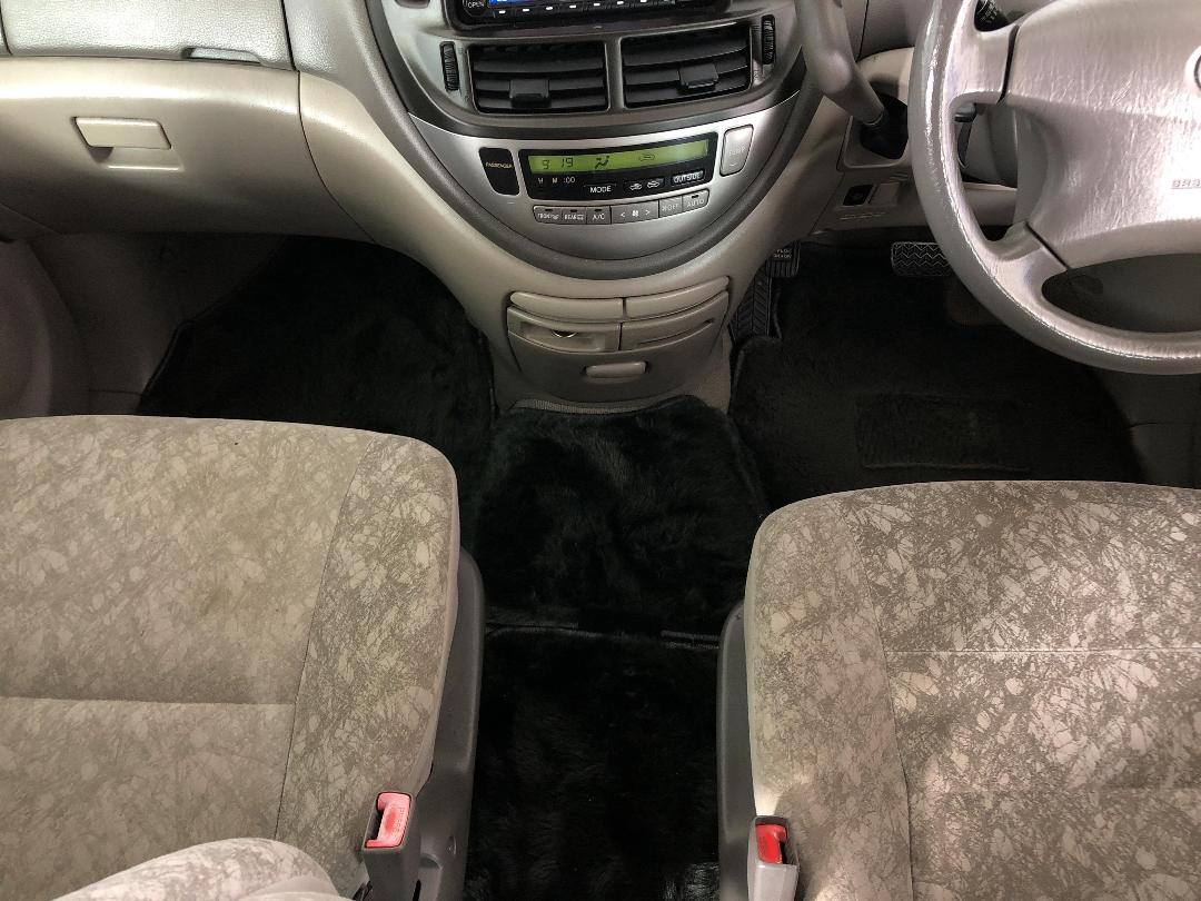 Photo '20' of Toyota Estima