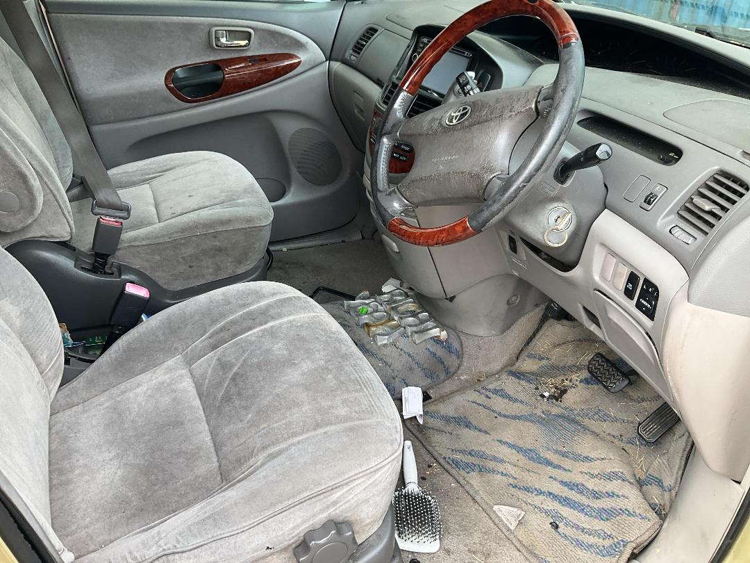 Photo '7' of Toyota Estima 3.0 G