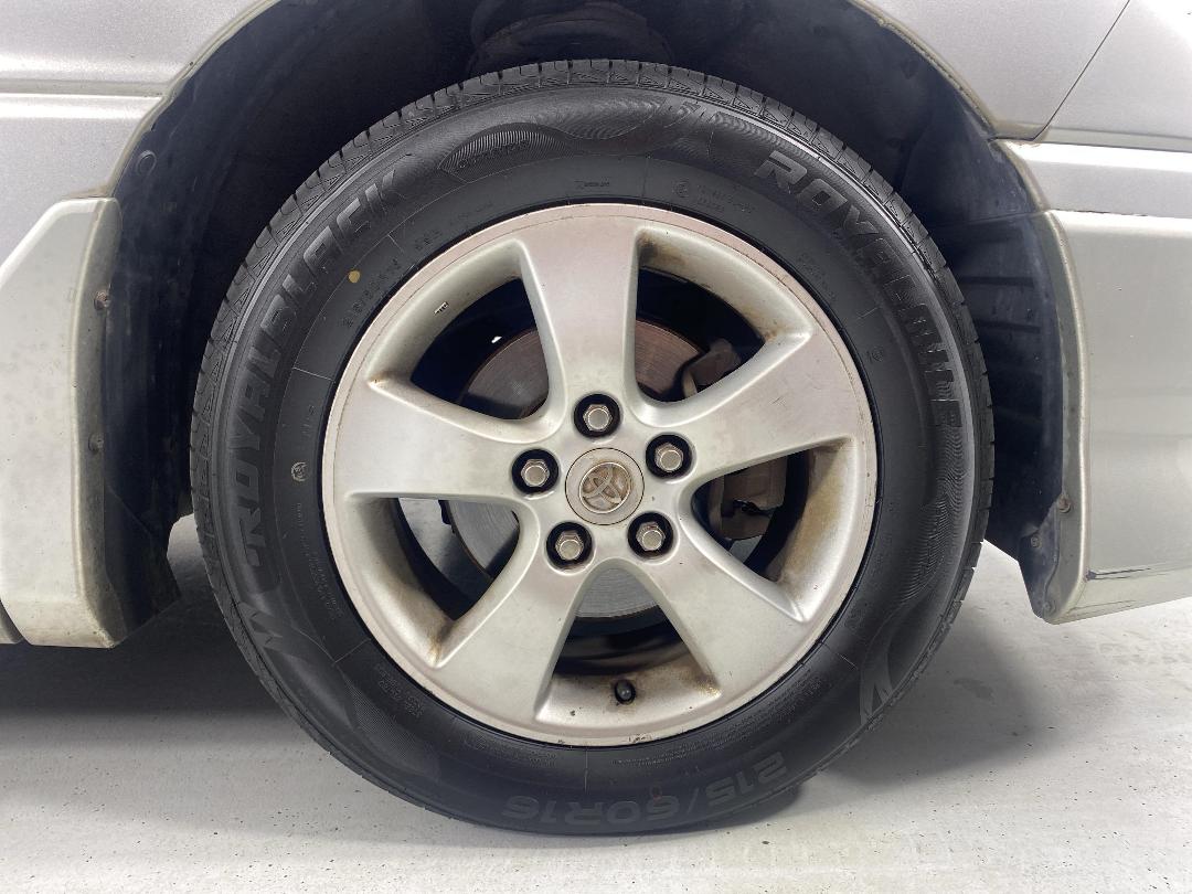 Photo '9' of Toyota Estima Photo '9' of Toyota Estima