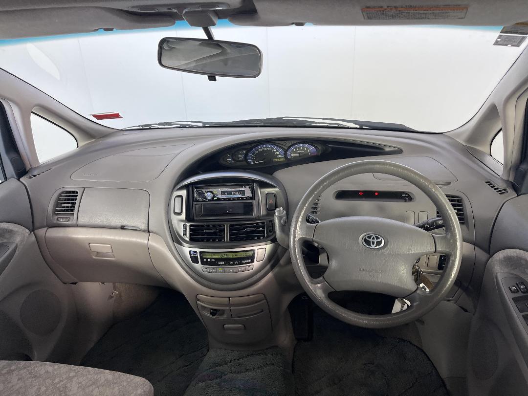 Photo '15' of Toyota Estima T Photo '15' of Toyota Estima T