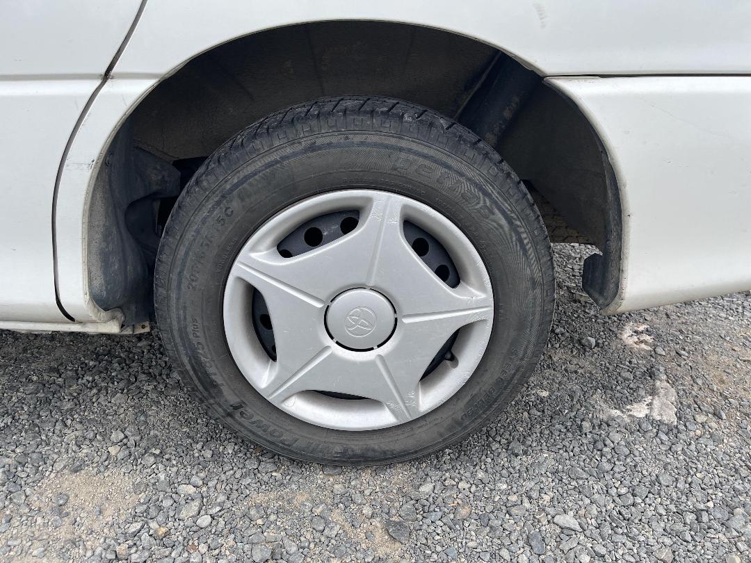 Photo '9' of Toyota Estima