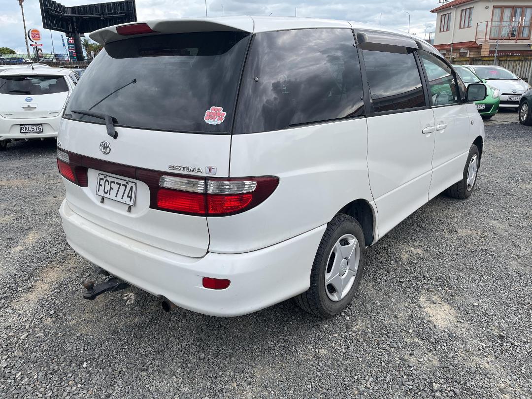 Photo '6' of Toyota Estima