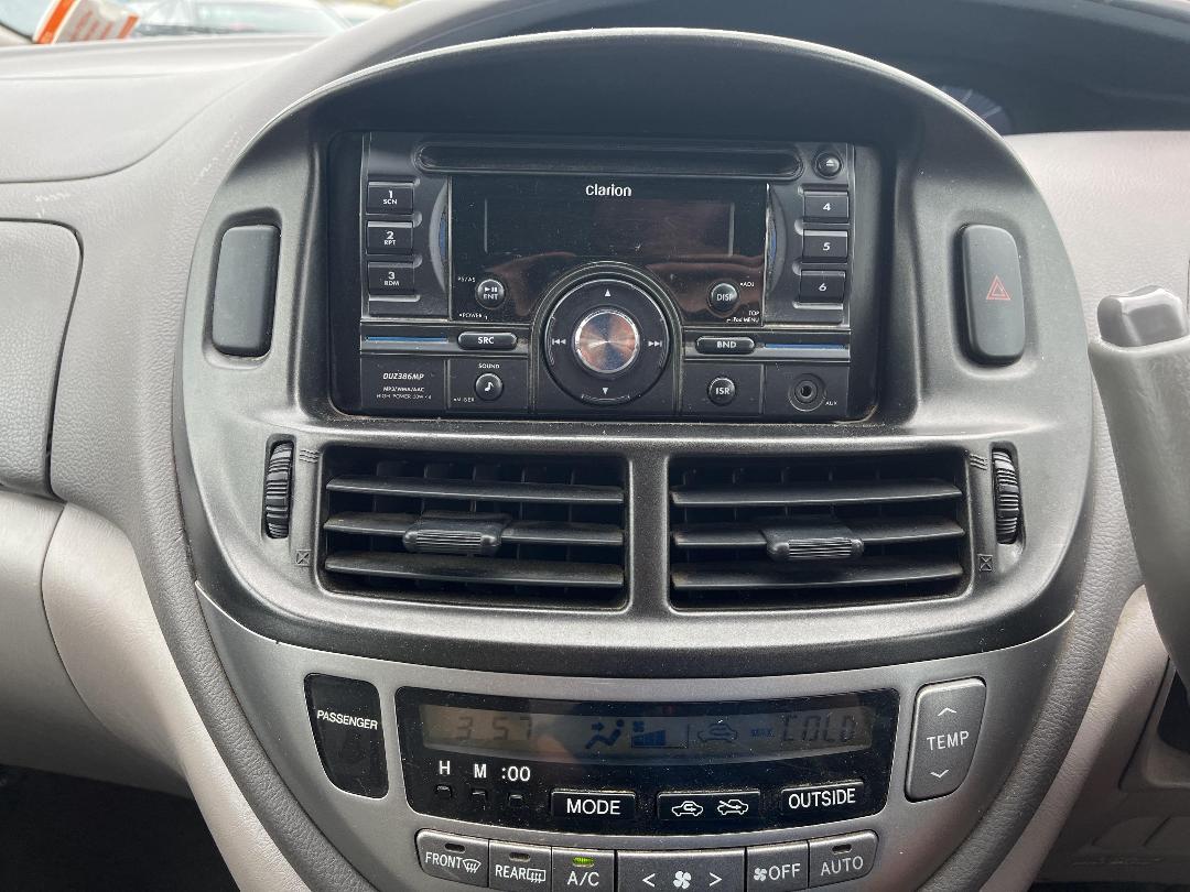 Photo '21' of Toyota Estima