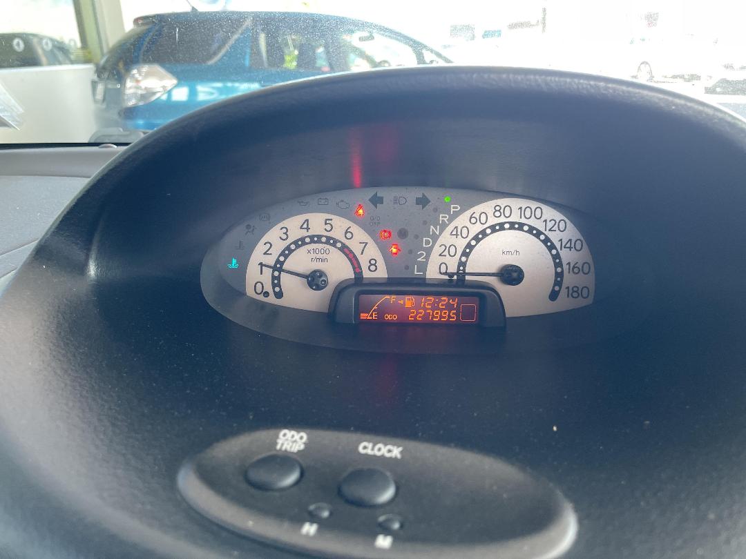 Photo '16' of Toyota Funcargo