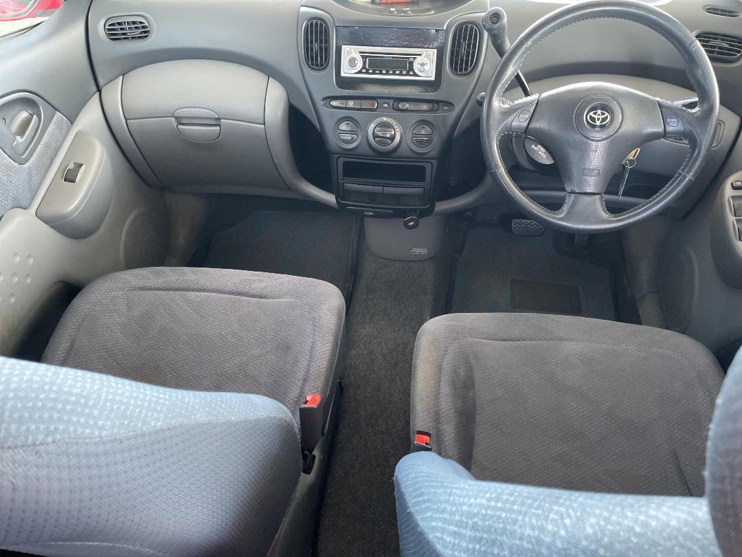 Photo '20' of Toyota Funcargo