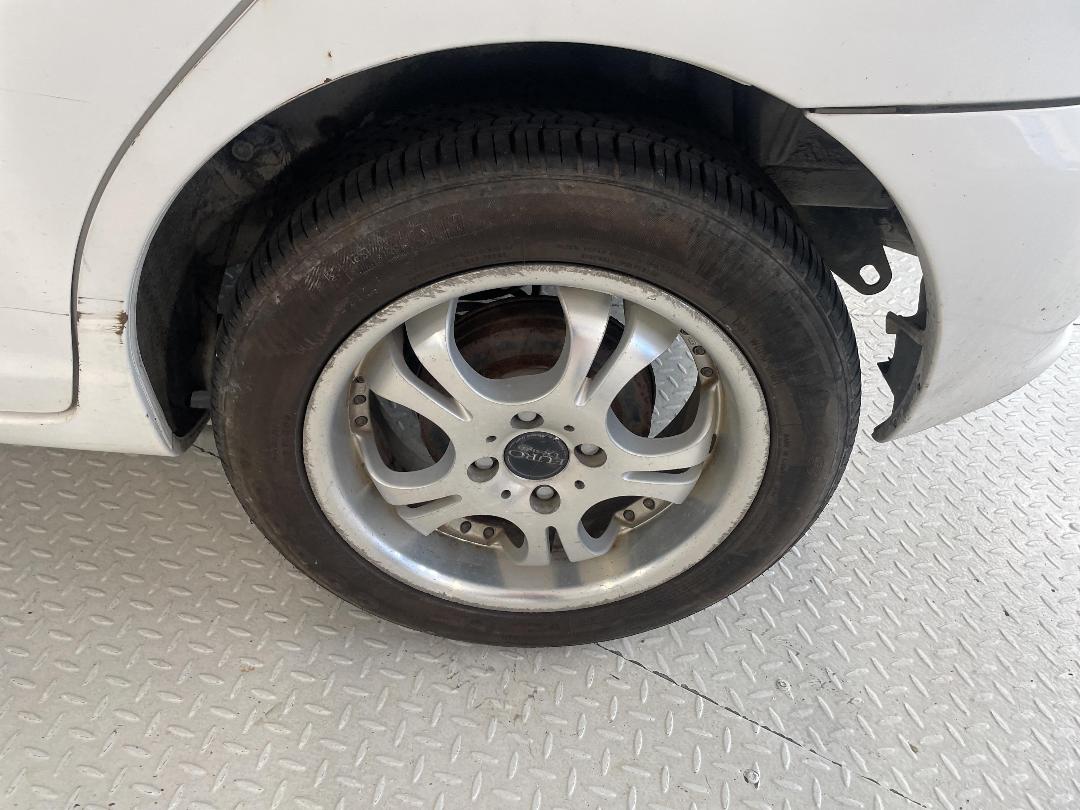 Photo '11' of Toyota Funcargo Photo '11' of Toyota Funcargo