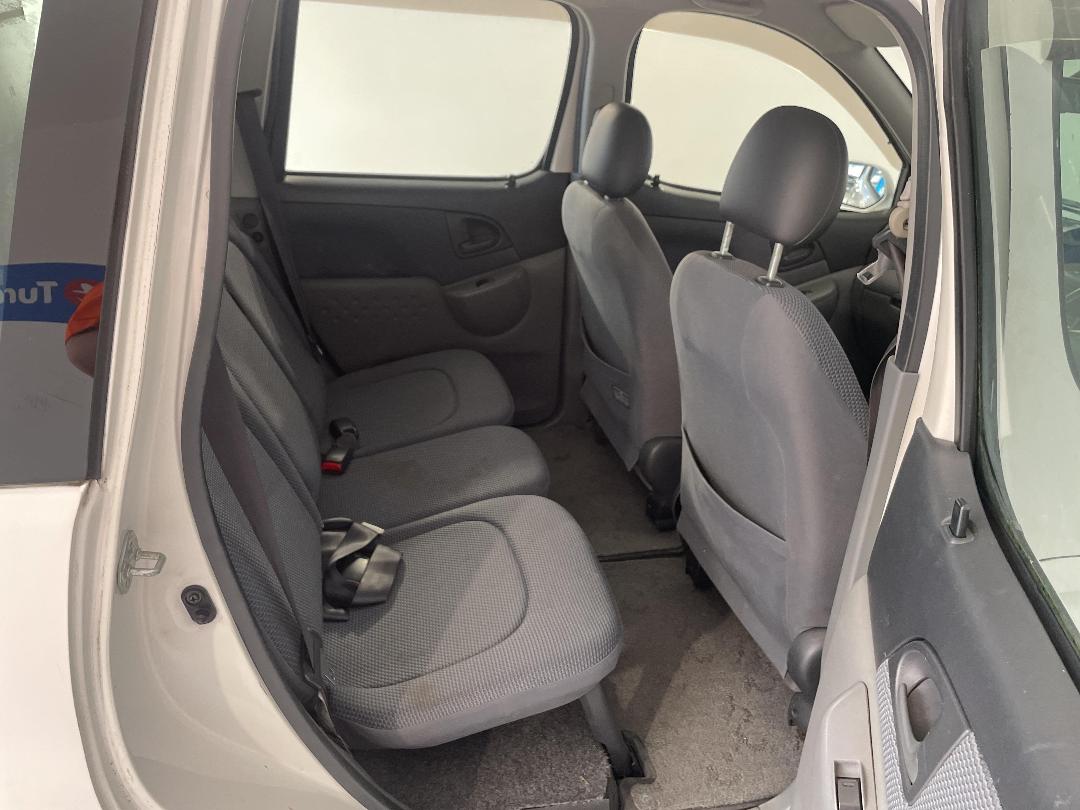 Photo '20' of Toyota Funcargo Photo '20' of Toyota Funcargo