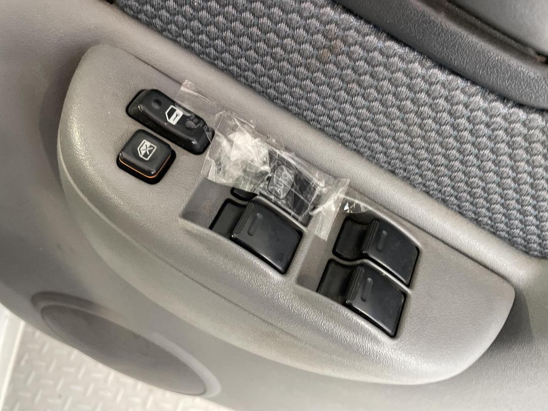 Photo '23' of Toyota Funcargo Photo '23' of Toyota Funcargo