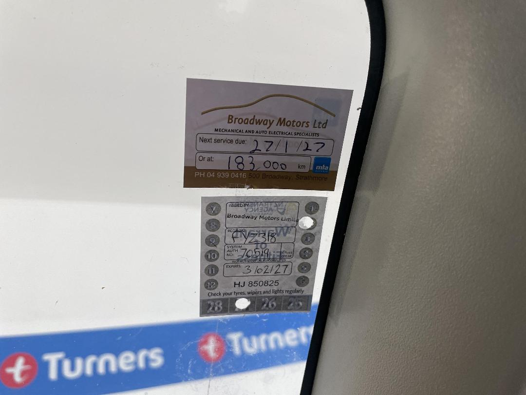 Photo '29' of Toyota Funcargo Photo '29' of Toyota Funcargo