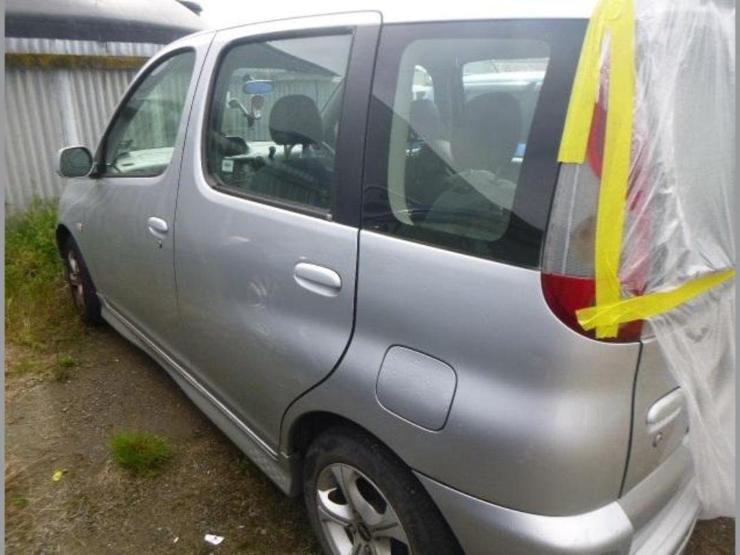 Photo '4' of Toyota Funcargo