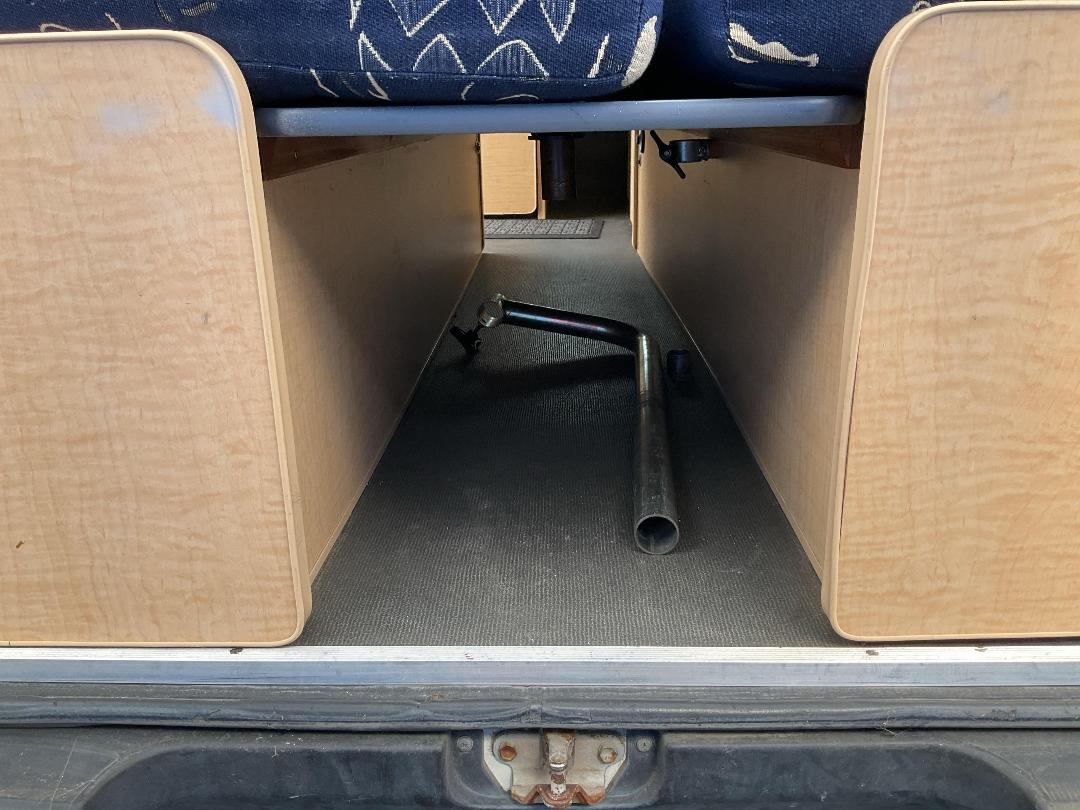 Photo '6' of Toyota Hiace DX Motorhome Photo '6' of Toyota Hiace DX Motorhome