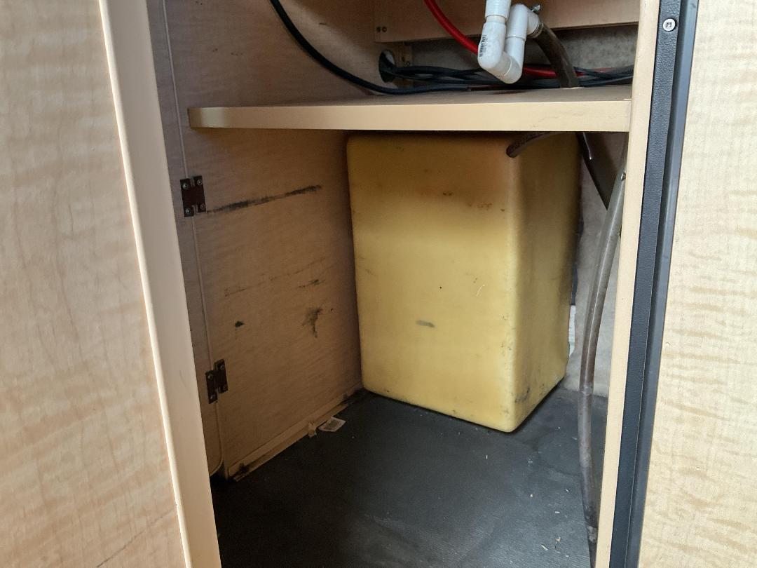 Photo '20' of Toyota Hiace DX Motorhome Photo '20' of Toyota Hiace DX Motorhome