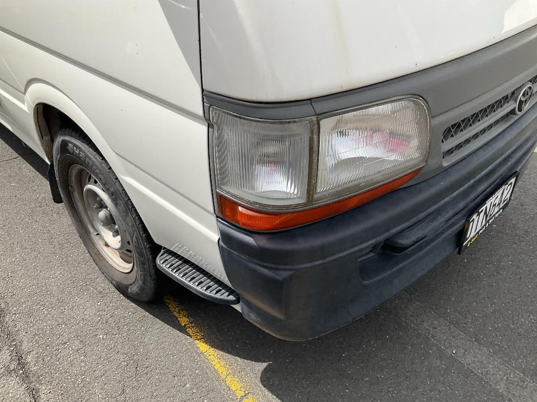 Photo '31' of Toyota Hiace DX Motorhome Photo '31' of Toyota Hiace DX Motorhome