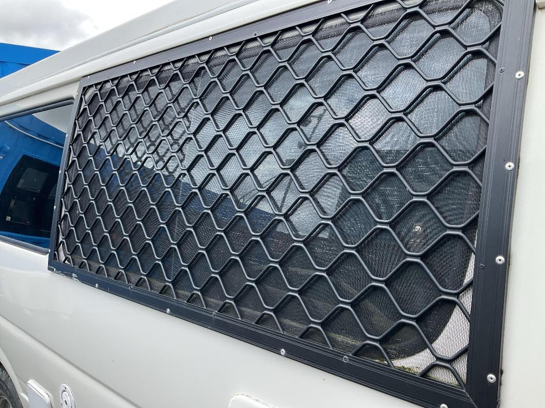 Photo '41' of Toyota Hiace DX Motorhome Photo '41' of Toyota Hiace DX Motorhome