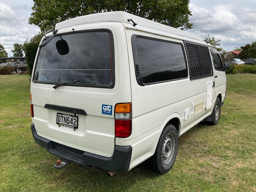 Photo '4' of Toyota Hiace DX Motorhome Photo '4' of Toyota Hiace DX Motorhome