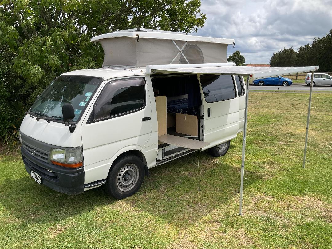 Photo '11' of Toyota Hiace DX Motorhome Photo '11' of Toyota Hiace DX Motorhome