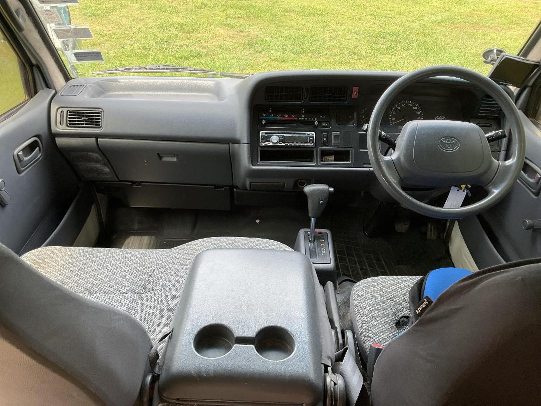 Photo '16' of Toyota Hiace DX Motorhome Photo '16' of Toyota Hiace DX Motorhome