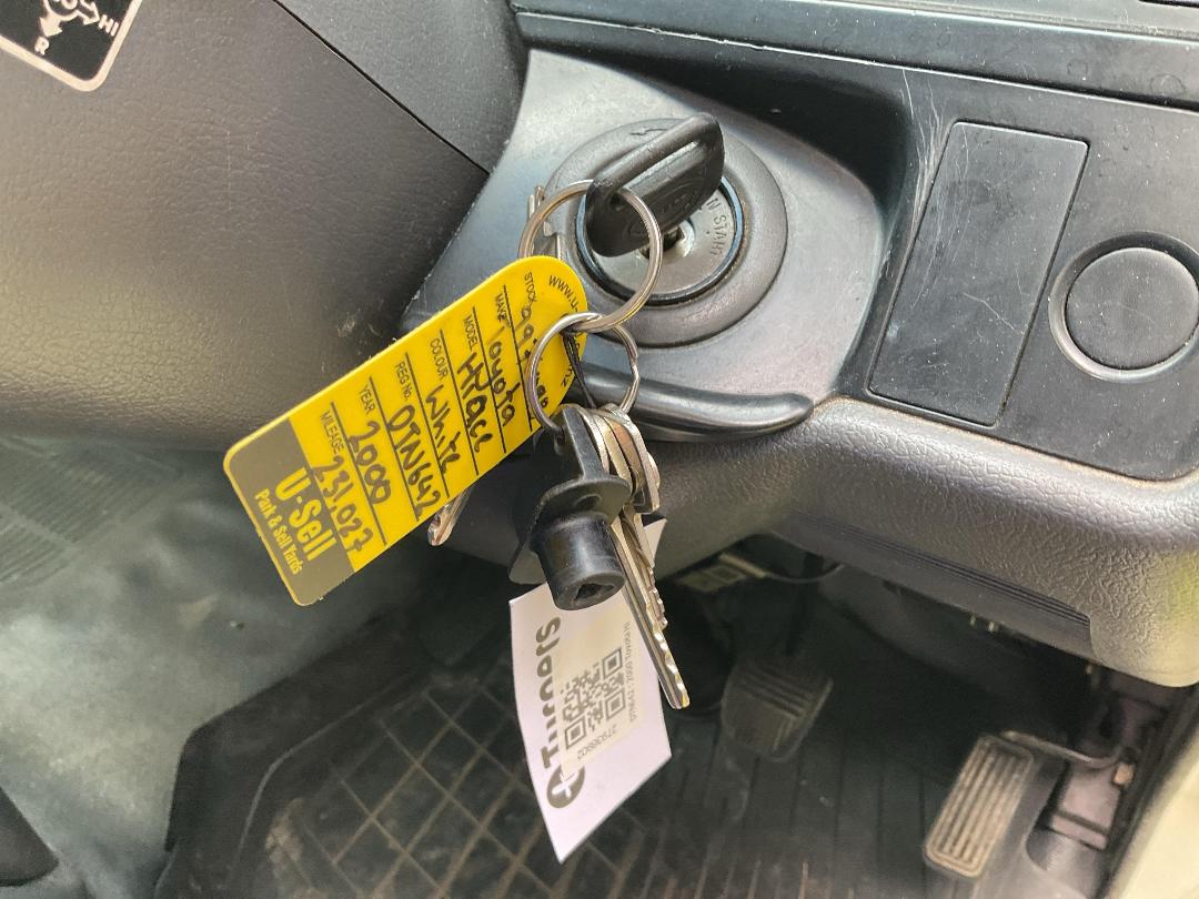 Photo '21' of Toyota Hiace DX Motorhome Photo '21' of Toyota Hiace DX Motorhome