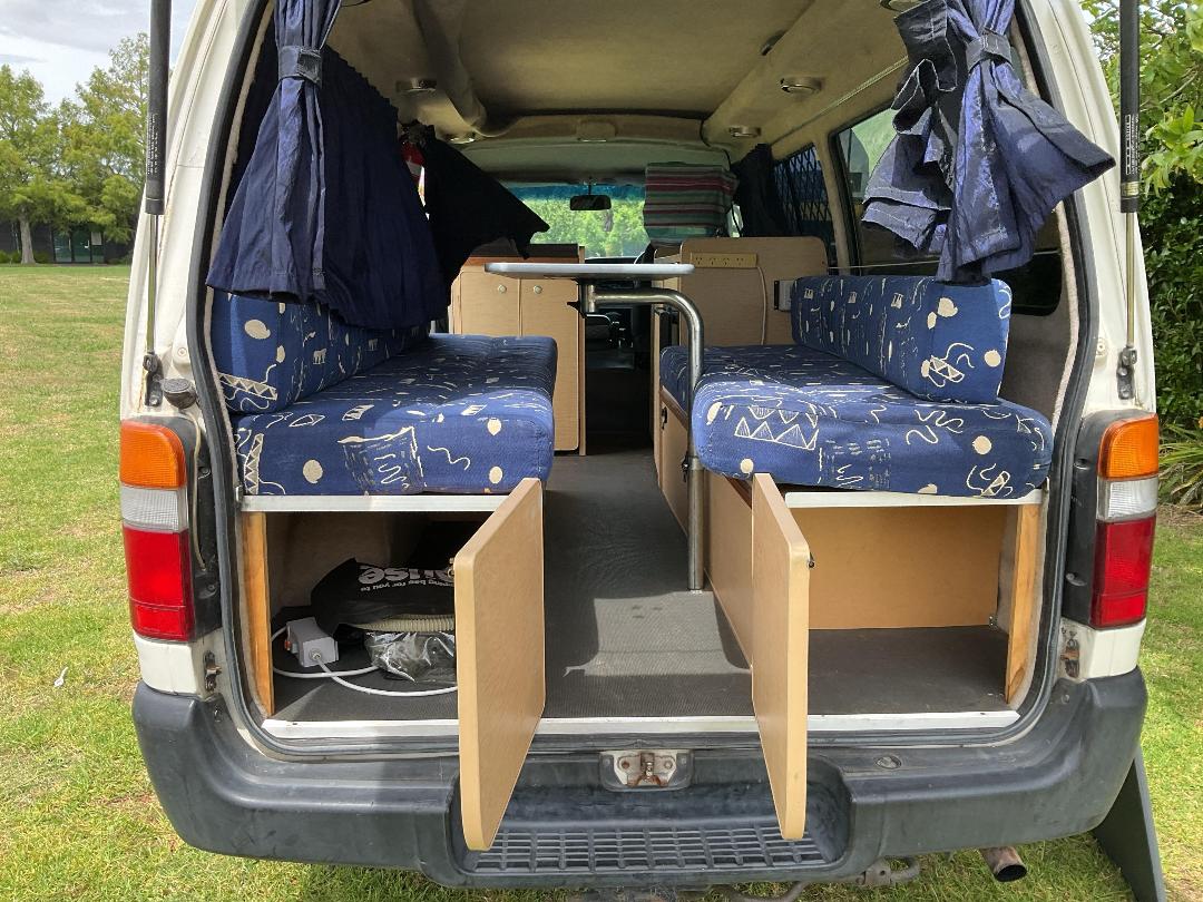 Photo '34' of Toyota Hiace DX Motorhome Photo '34' of Toyota Hiace DX Motorhome