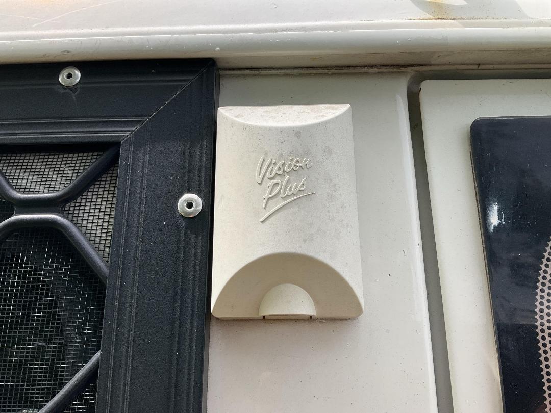 Photo '40' of Toyota Hiace DX Motorhome Photo '40' of Toyota Hiace DX Motorhome