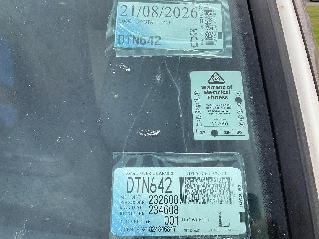 Photo '48' of Toyota Hiace DX Motorhome Photo '48' of Toyota Hiace DX Motorhome