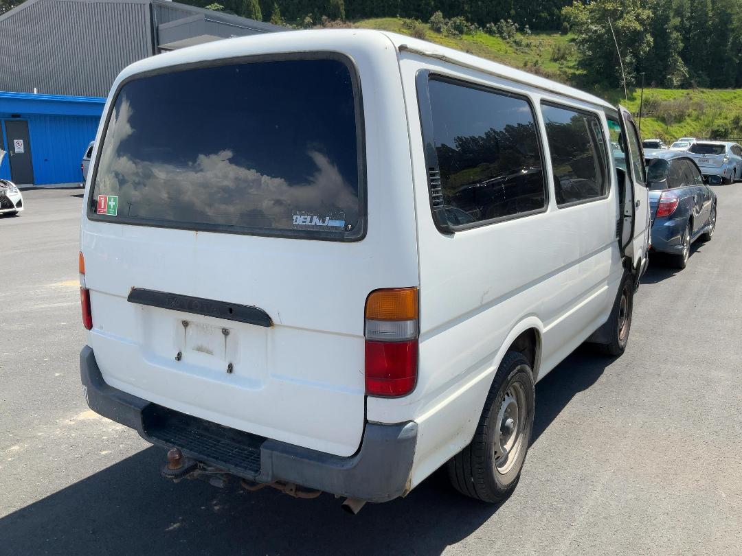 Photo '7' of Toyota Hiace