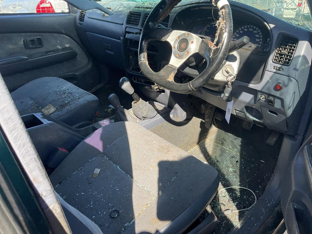 Photo '13' of Toyota Hilux TD D/C Photo '13' of Toyota Hilux TD D/C