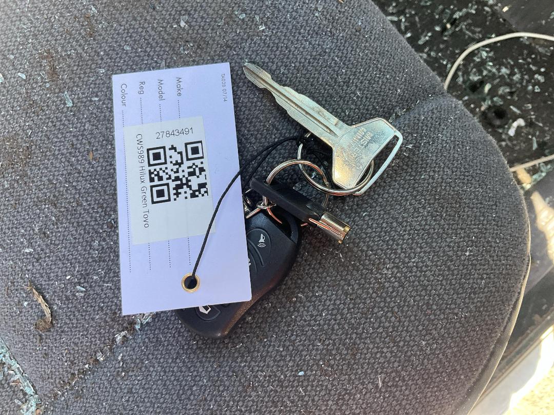 Photo '15' of Toyota Hilux TD D/C Photo '15' of Toyota Hilux TD D/C