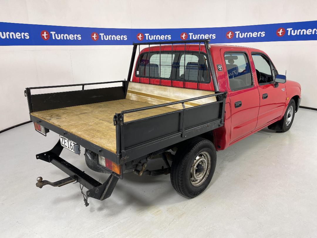 Photo '7' of Toyota Hilux Photo '7' of Toyota Hilux