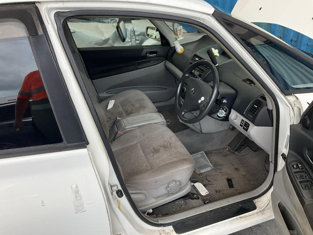 Photo '21' of Toyota OPA Photo '21' of Toyota OPA