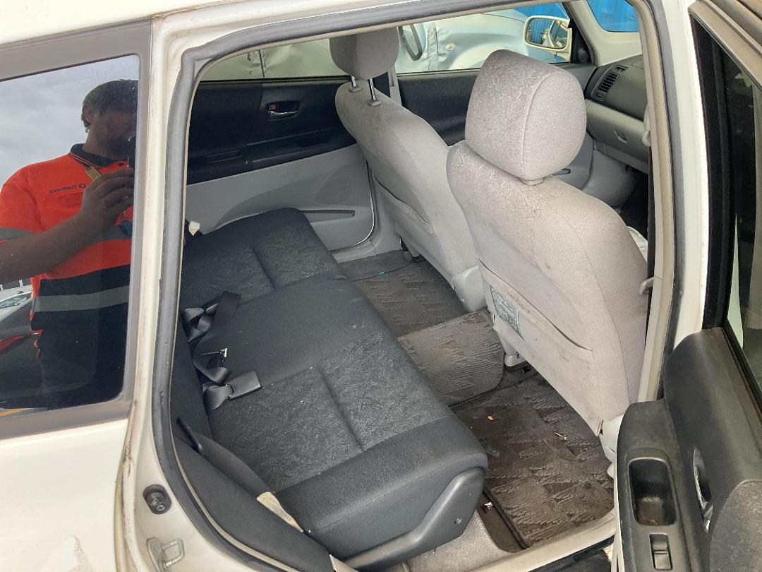 Photo '22' of Toyota OPA Photo '22' of Toyota OPA