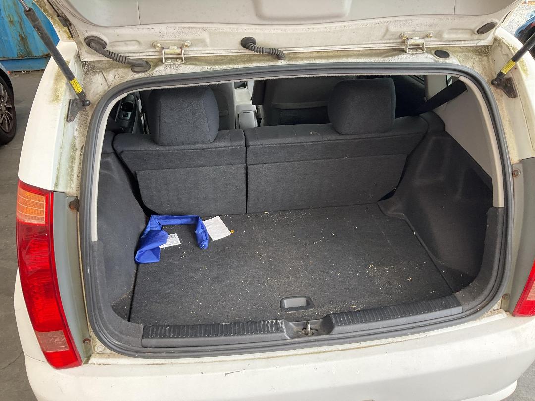 Photo '24' of Toyota OPA Photo '24' of Toyota OPA