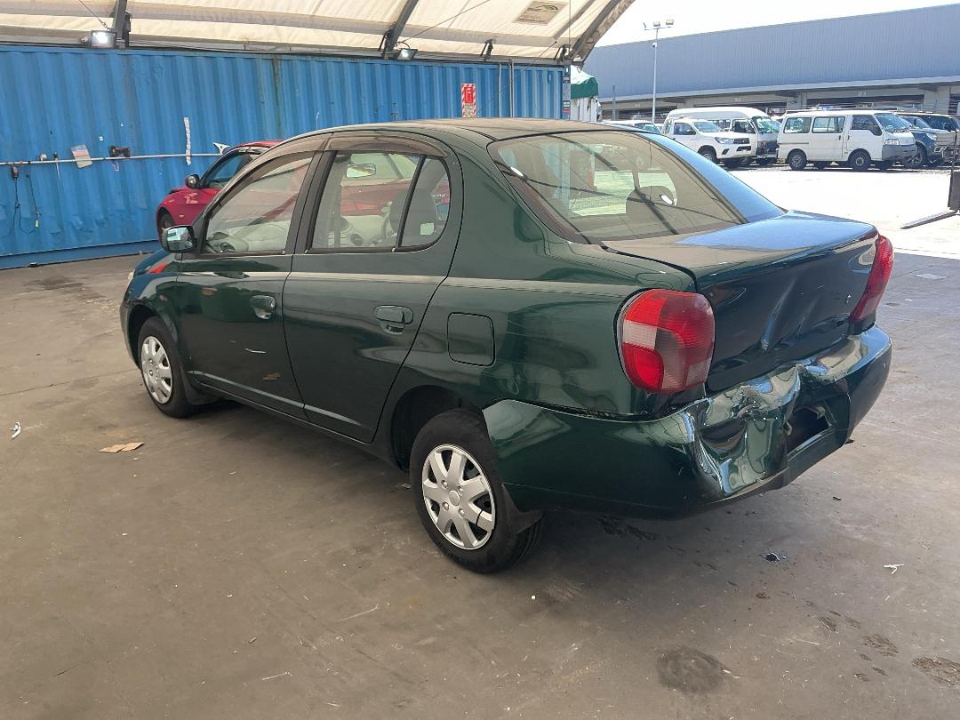 Photo '10' of Toyota Platz Photo '10' of Toyota Platz