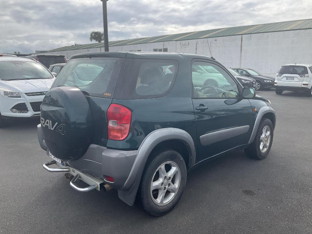 Photo '4' of Toyota Rav4 Photo '4' of Toyota Rav4