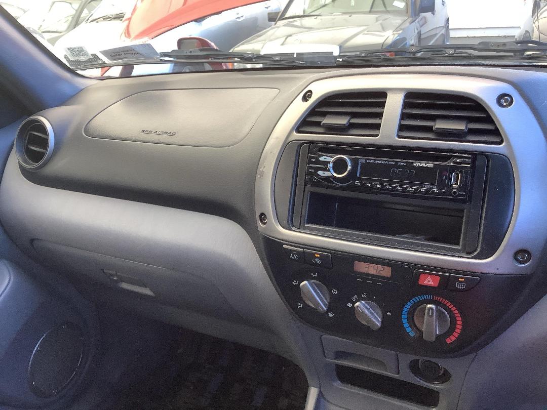 Photo '16' of Toyota Rav4 J Photo '16' of Toyota Rav4 J