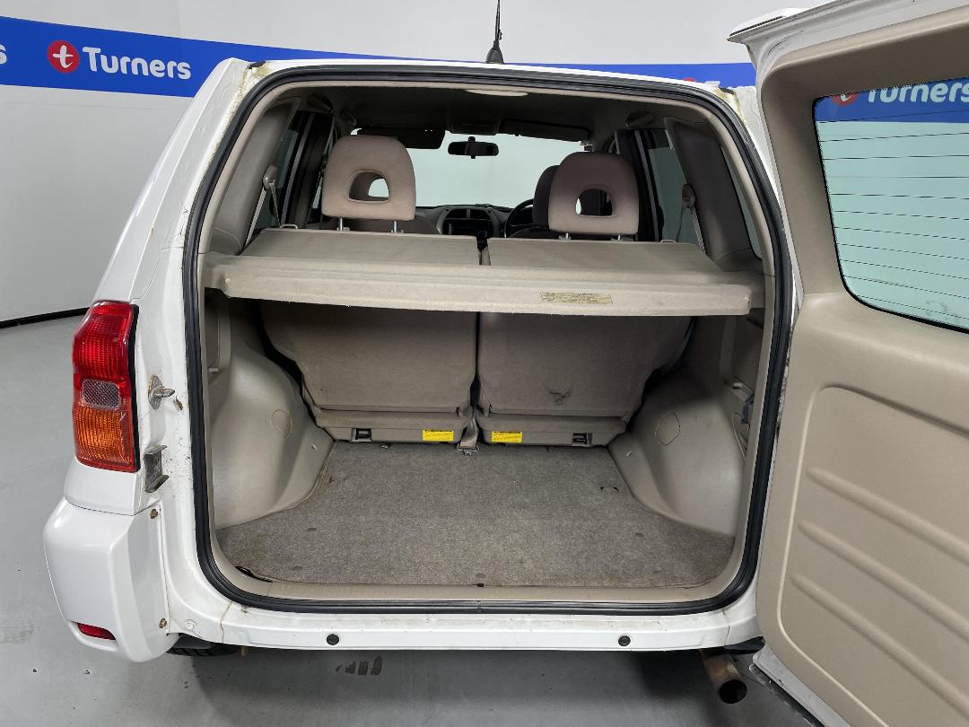 Photo '14' of Toyota Rav4