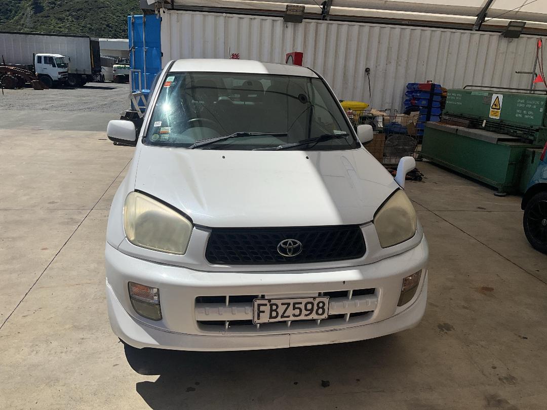 Photo '2' of Toyota Rav4 J