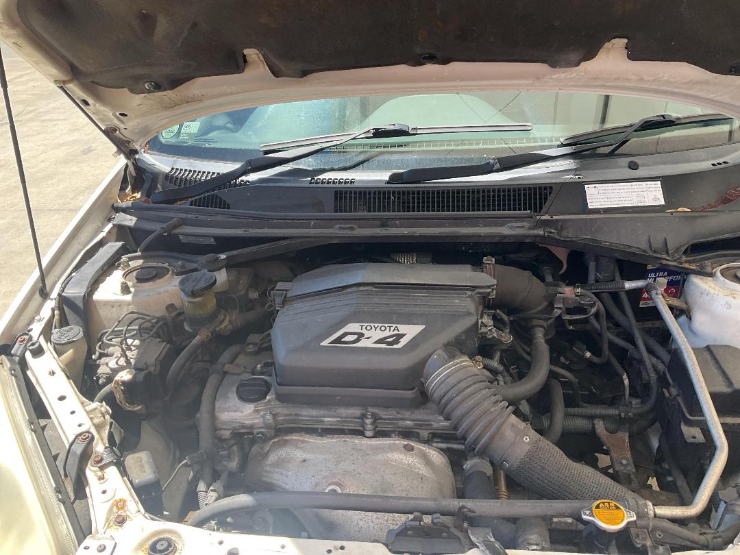 Photo '13' of Toyota Rav4 J