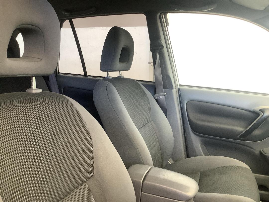 Photo '15' of Toyota Rav4 Photo '15' of Toyota Rav4