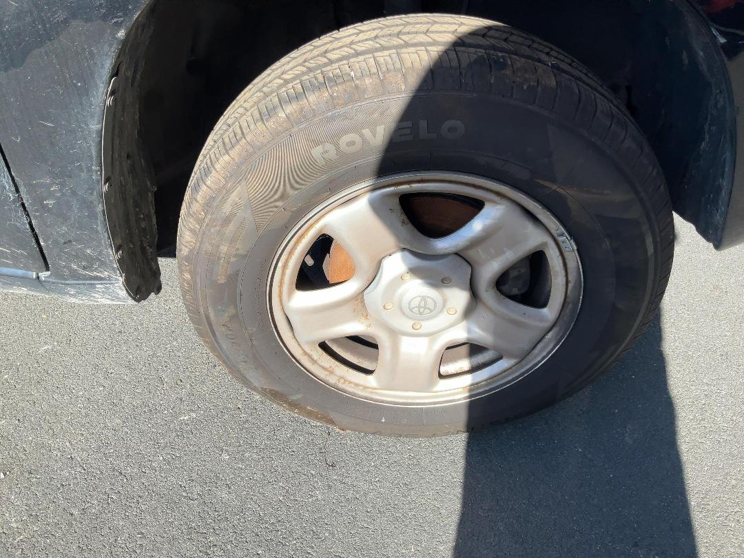 Photo '10' of Toyota Rav4