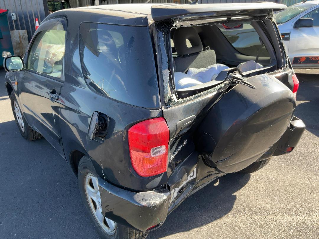 Photo '14' of Toyota Rav4