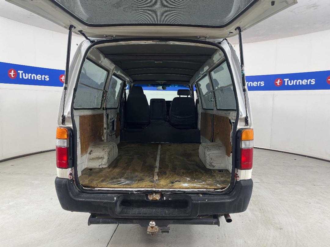 Photo '14' of Toyota Regius