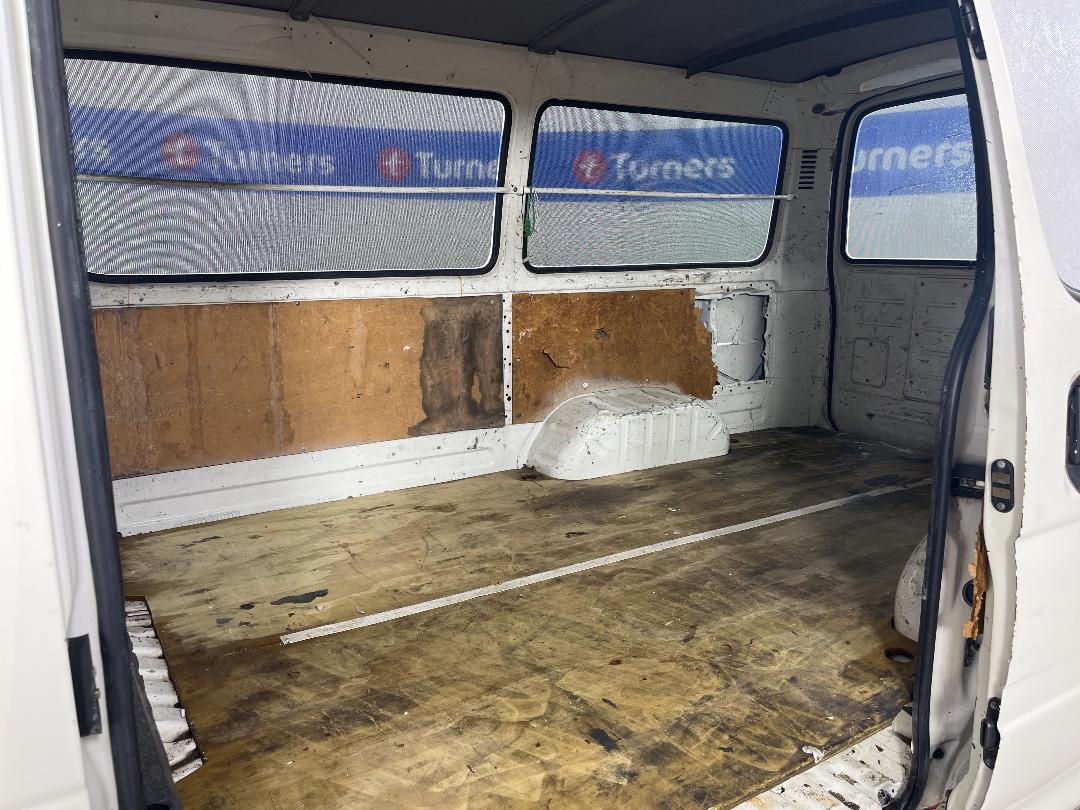 Photo '19' of Toyota Regius