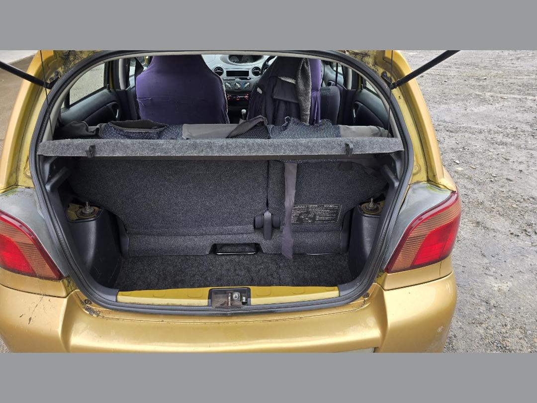 Photo '7' of Toyota Vitz Photo '7' of Toyota Vitz