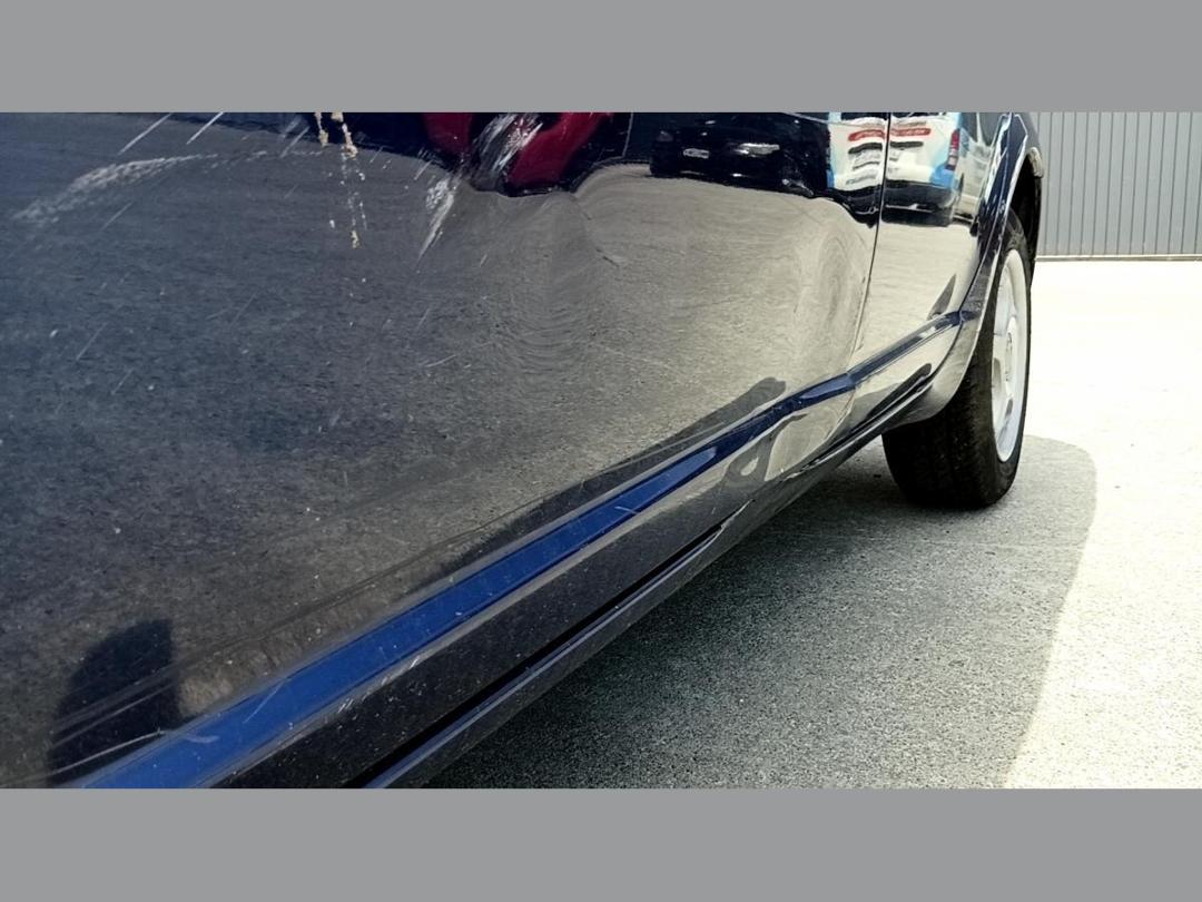 Photo '2' of Toyota Vitz Photo '2' of Toyota Vitz